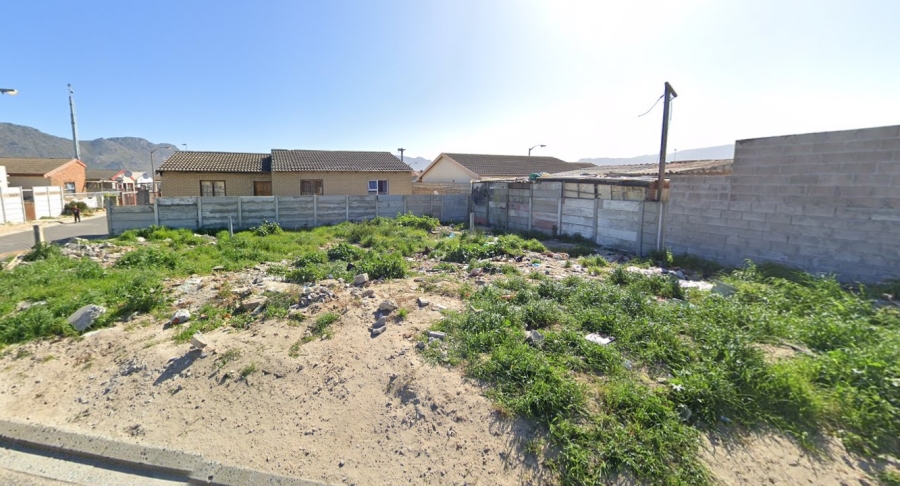  Bedroom Property for Sale in Lavender Hill Western Cape